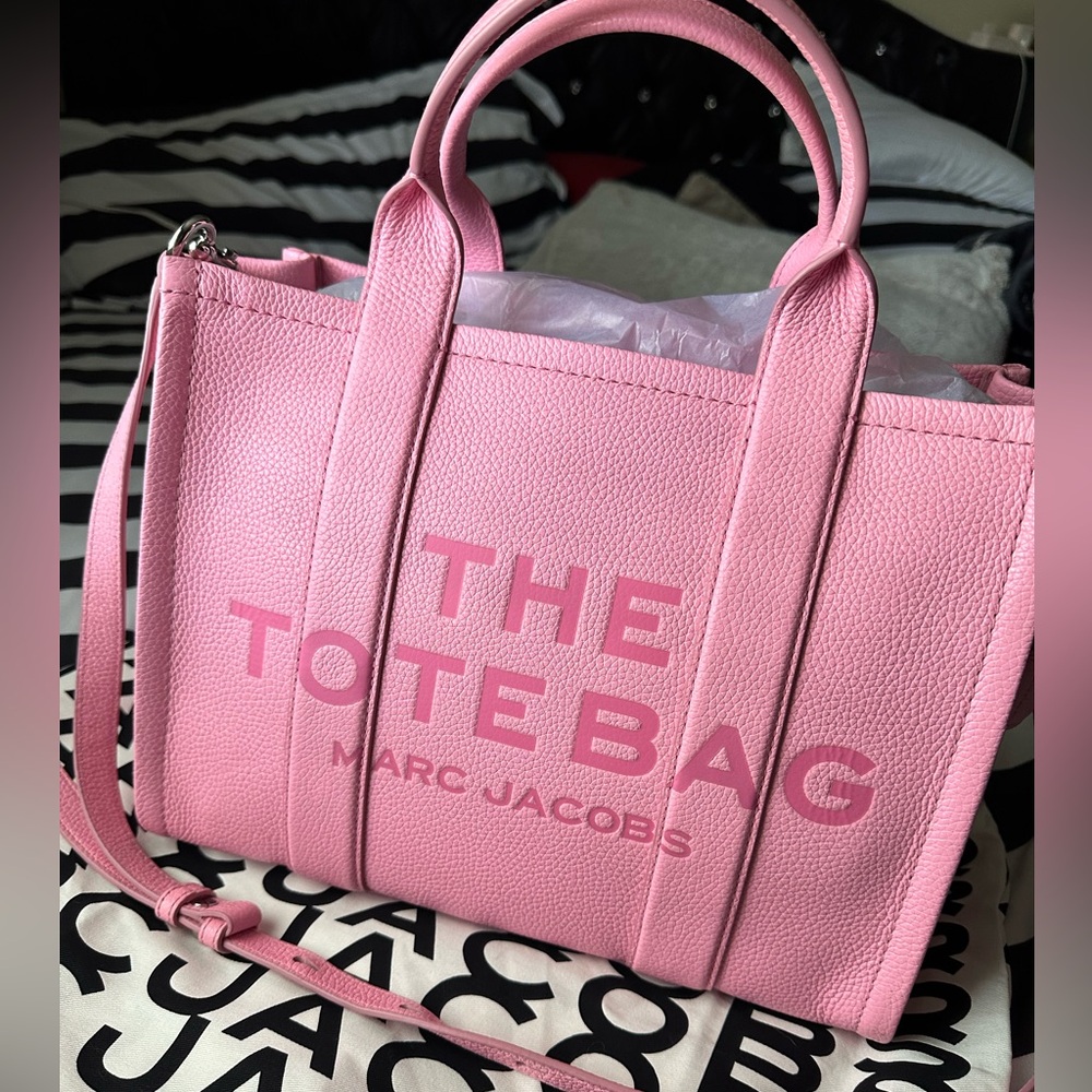 Marc Jacobs medium Pink The Totebag Pebbled Leather Satchel